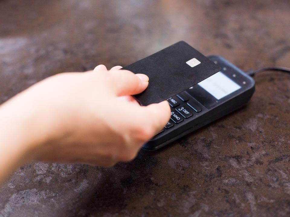 クレカが同人文化を揺さぶる日ー金融検閲と私たちの自由